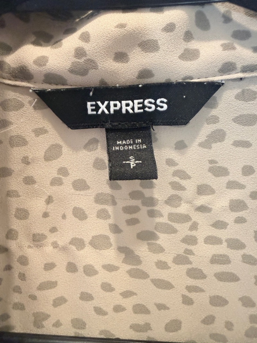 Express Sleeveless Cheetah Print Tie-Waist Button-Down Blouse Size S Y2K - Picture 3 of 4